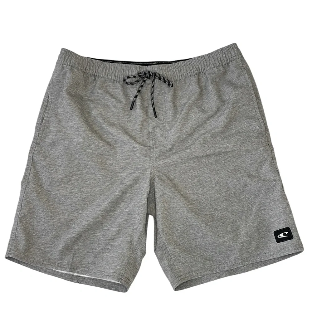 O’Neill men’s Size Medium grey‎ shorts with pockets.